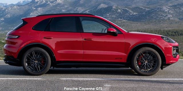 Porsche Cayenne GTS Porsche_Cayenne_GTS_DSF6104_Seite--2024.04.jpg