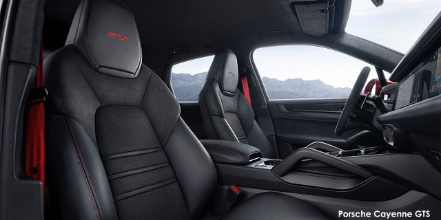 Porsche Cayenne GTS Porsche_Cayenne_GTS_DSF7131_Interieur--2024.04.jpg