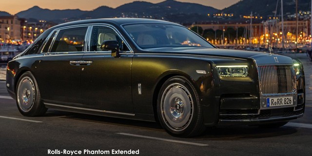 Rolls-Royce Phantom Extended Rolls-Royce-Phantom-Extended-facelift-(Series-II)--2022-01.jpg