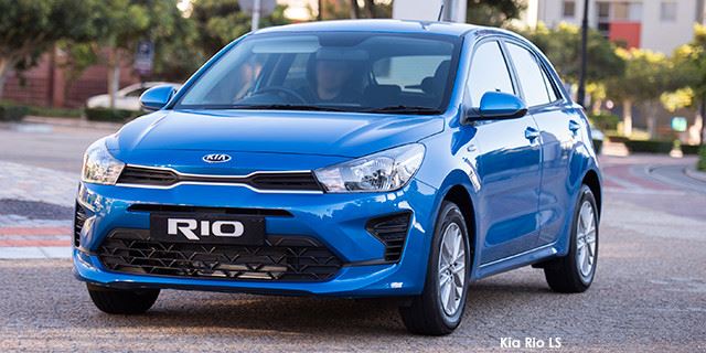 Kia Rio hatch 1.2 LS SportyBlueFrontDriving_006--Kia-Rio-facelift-LS--2020.12-za.jpg