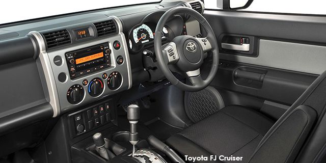 Toyota FJ Cruiser FJ Cruiser ToyoFJCr1eb1_3.jpg