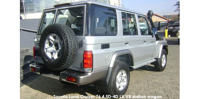 Toyota Land Cruiser 76 Land Cruiser 76 4.5D-4D LX V8 station wagon ToyoLand1uue6_r.jpg