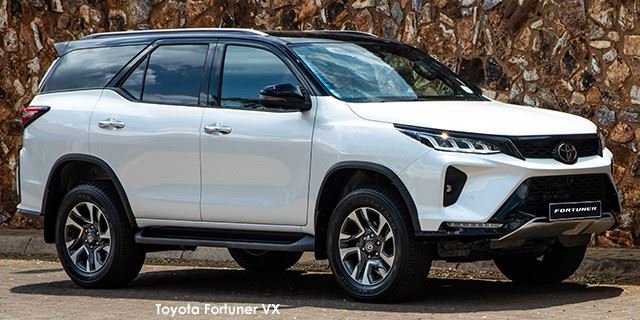 Toyota Fortuner 2.8GD-6 4x4 Toyota-Fortuner-2.8GD-6-4x4-VX-facelift-2-PC3A9758--2023.03-za.jpg