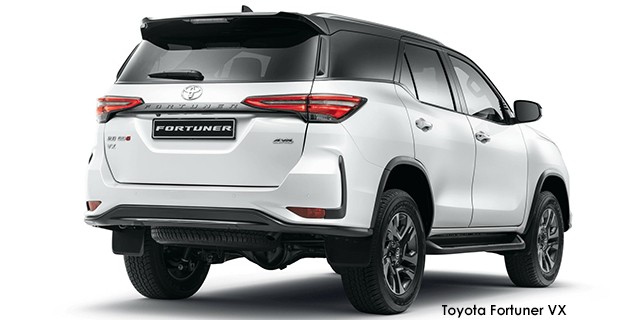 Toyota Fortuner 2.8GD-6 4x4 Toyota-Fortuner-exterior-rear-34--facelift-2-4x4-VX--2023.02-za.jpg