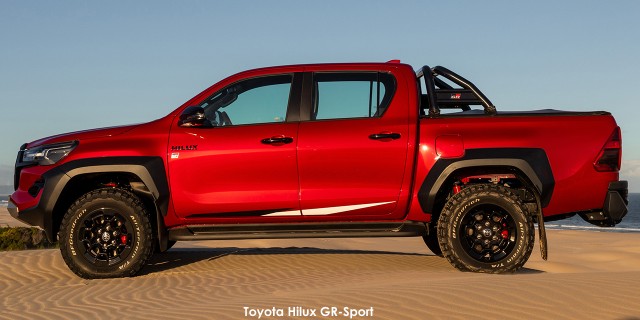 Toyota Hilux 2.8GD-6 double cab 4x4 GR-Sport Toyota-Hilux-GR-Sport-III-24_378--2024.06-za.jpg