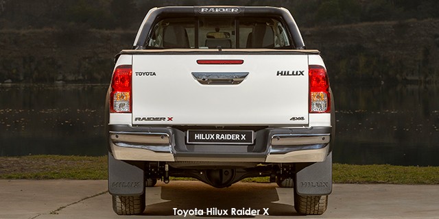 Toyota Hilux 2.4GD-6 double cab 4x4 Raider X manual Toyota-Hilux-Raider-X---1008--2023.07-za.jpg