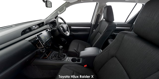 Toyota Hilux 2.4GD-6 double cab 4x4 Raider X manual Toyota-Hilux-Raider-X---1019--2023.07-za.jpg