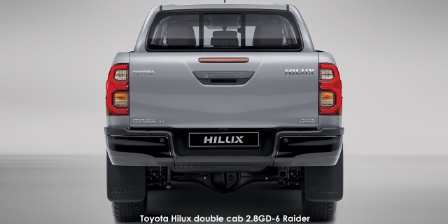 Toyota Hilux 2.4GD-6 double cab Raider manual Toyota-Hilux-double-cab-2.8GD-6-Raider-4x4-MLM-rear-d-c-ret--2024.06-za.jpg