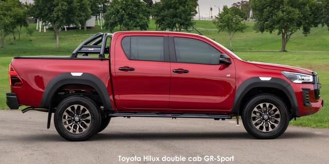 Toyota Hilux 2.8GD-6 double cab 4x4 GR-Sport Toyota-Hilux-double-cab-GR-Sport-4x4---064--2022.11-za.jpg