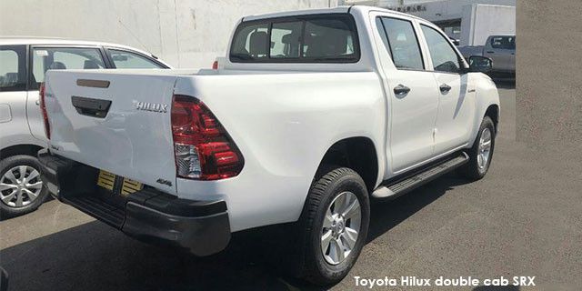 Toyota Hilux 2.4GD-6 double cab 4x4 SRX Toyota-Hilux-double-cab-SRX--facelift-r--1808-ZA.jpg