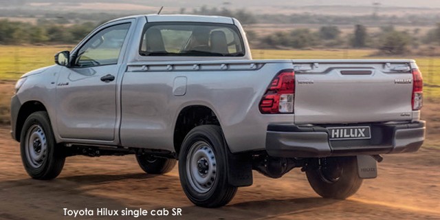 Toyota Hilux 2.4GD-6 single cab SR Toyota-Hilux-single-cab-4x4-SR-r_--2021.jpg