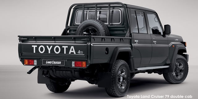 Toyota Land Cruiser 79 4.0 V6 double cab Toyota-Land-Cruiser-79-double-cab-rear-turned--2024.02-za.jpg