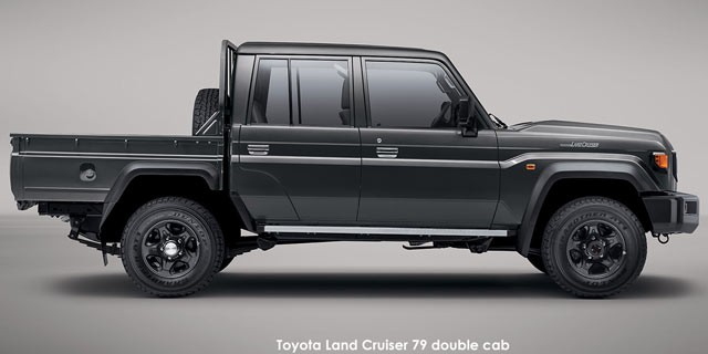 Toyota Land Cruiser 79 4.0 V6 double cab Toyota-Land-Cruiser-79-double-cab-side--2024.02-za.jpg