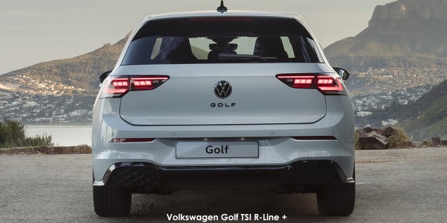 Volkswagen Golf 1.4TSI R-Line + Volkswagen-Golf-1.4TSI-R-Line-+--Static_003-facelift-2025.04.jpg
