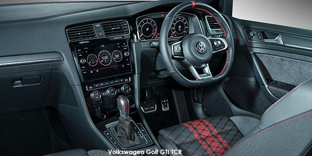 Volkswagen Golf GTI TCR Volkswagen-Golf-GTI-TCR-interior_003--2020.09-ZA.jpg