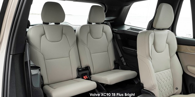 Volvo XC90 T8 Plug-In Hybrid AWD Plus Bright Volvo-XC90-T8-Plus-Bright-336961-interior-facelift-2-2024-Sw.jpg