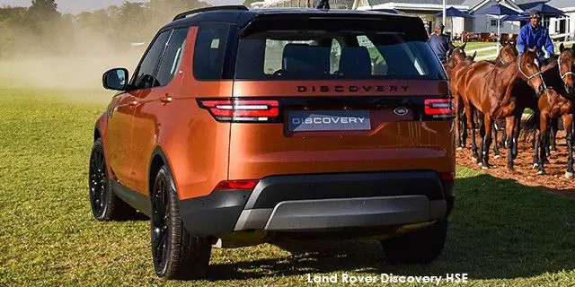 Land Rover Discovery HSE Luxury Si6 Discovery_157--Land-Rover-Discovery-+-Black-Pack--1707-ZA.jpg