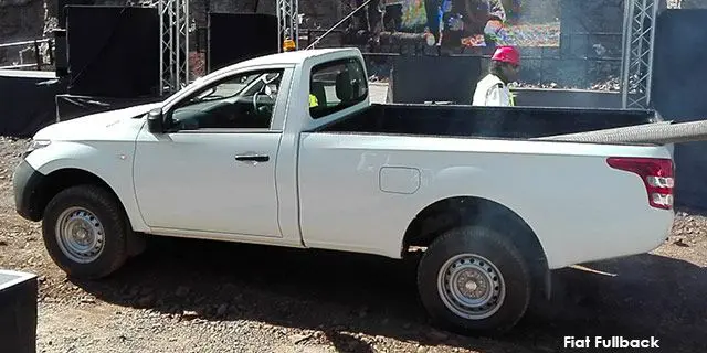 Fiat Fullback 2.5Di-D de-spec FiatFull1p1_r.jpg
