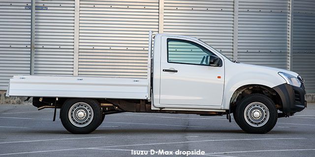 Isuzu D-Max 250 Fleetside chassis cab safety d-max-89--Isuzu-D-Max-dropside--1810-ZA.jpg