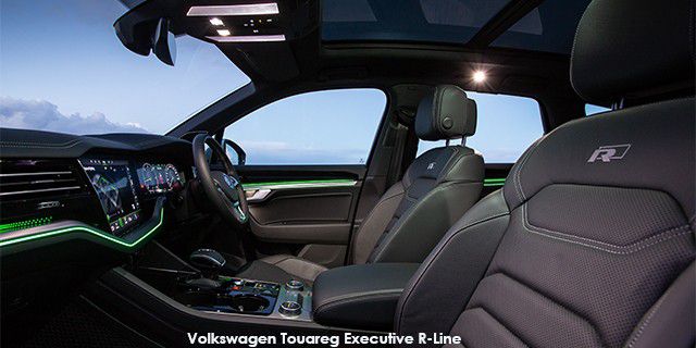 Volkswagen Touareg V6 TDI Executive R-Line new-volkswagen-touareg_-interior-016--Volkswagen-Touareg-V6-TDI-Executive-R-Line--1807-ZA.jpg