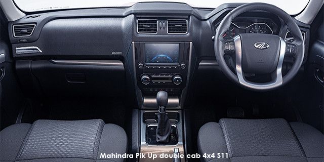 Mahindra Pik Up 2.2CRDe double cab 4x4 S11 pik-up-s11-karoo-at-4--Mahindra-Pik-Up-2.2CRDe-double-cab-S11--2020.01-ZA.jpg