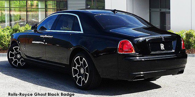 Rolls-Royce Ghost Black Badge rr_7012-20180521_091014228--Rolls-Royce-Ghost-Black-Badge--17-UK.jpg