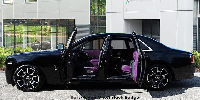 Rolls-Royce Ghost Black Badge rr_7012-20180521_091103637--Rolls-Royce-Ghost-Black-Badge--17-UK.jpg