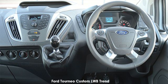 Ford Tourneo Custom 2.2TDCi LWB Trend tourneo_custom_27--Ford-Tourneo-Custom-LWB-Trend-facelift--1812-ZA.jpg